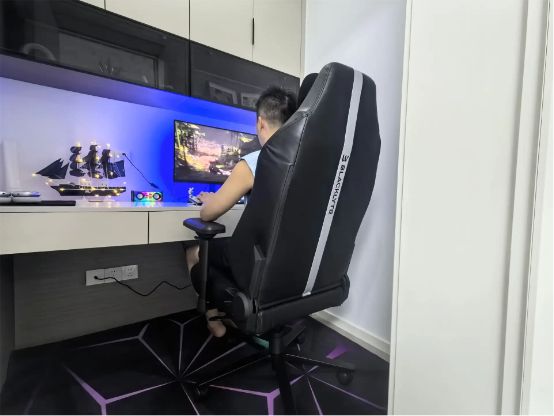 的魅力从座椅开始——逐夜电竞椅A06CQ9电子版入口黑皮“高材生”电竞(图18)